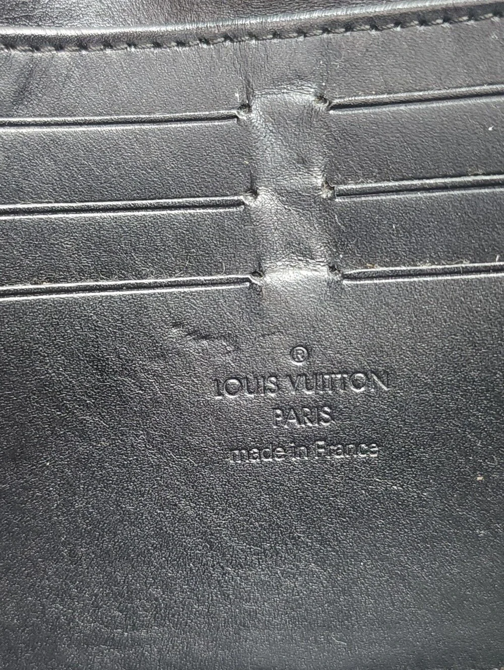 Authentic Louis Vuitton Suhali Le Favori Wallet In Black With Dust Bag